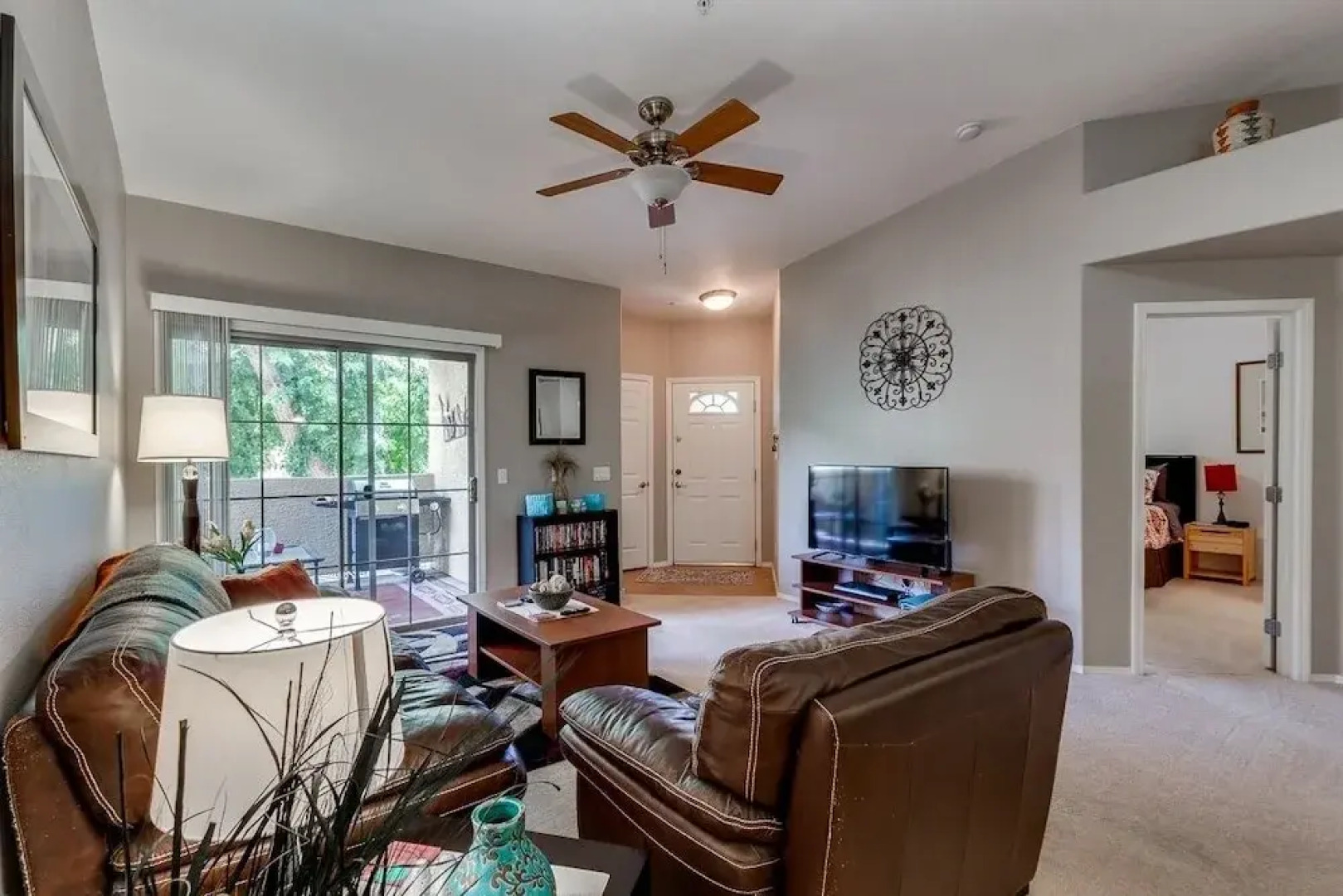 Southern #2055 2 Bedrooms 2 Bathrooms Condo