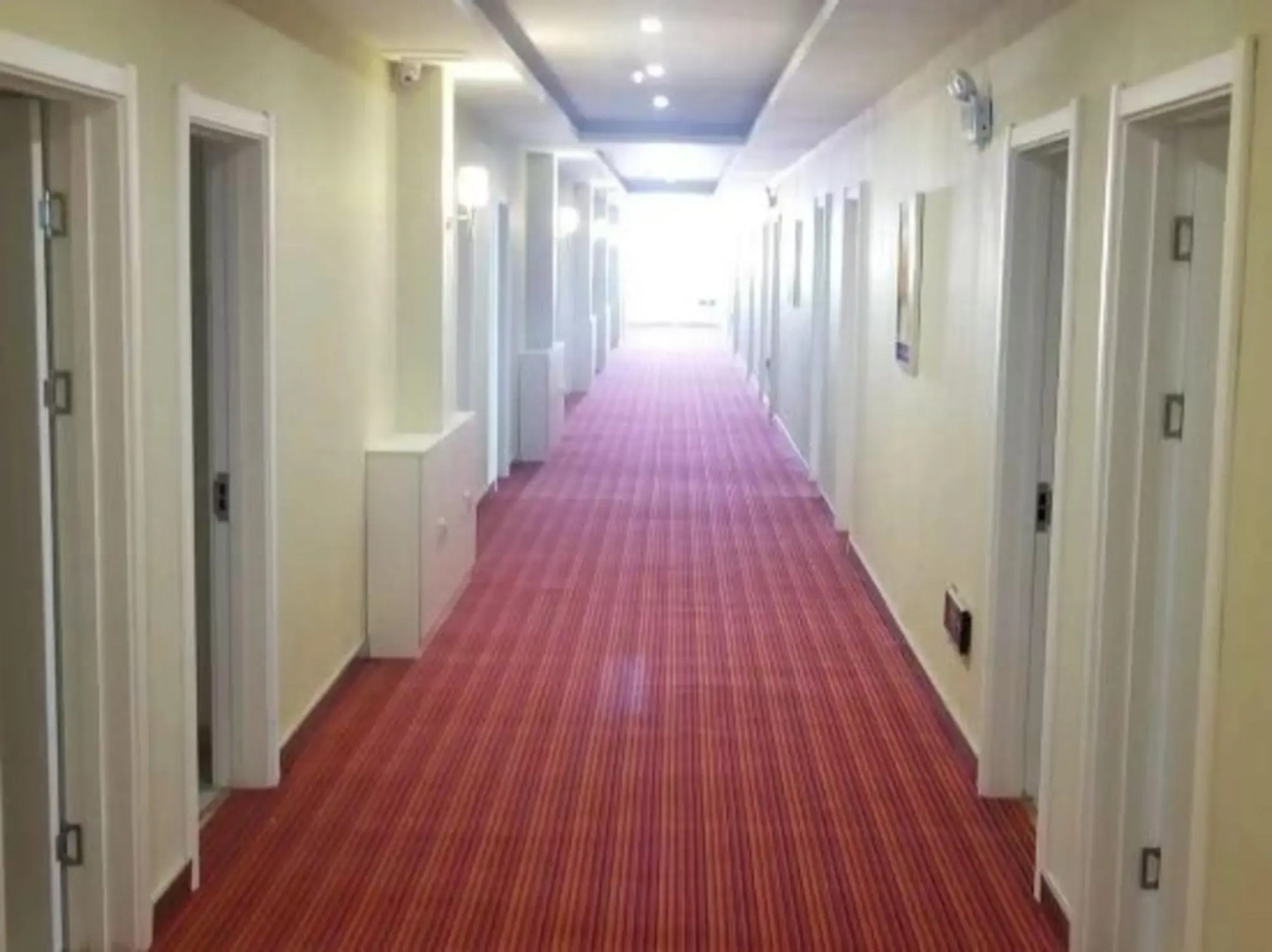 Mangguo Hotel Baicheng Railway Station