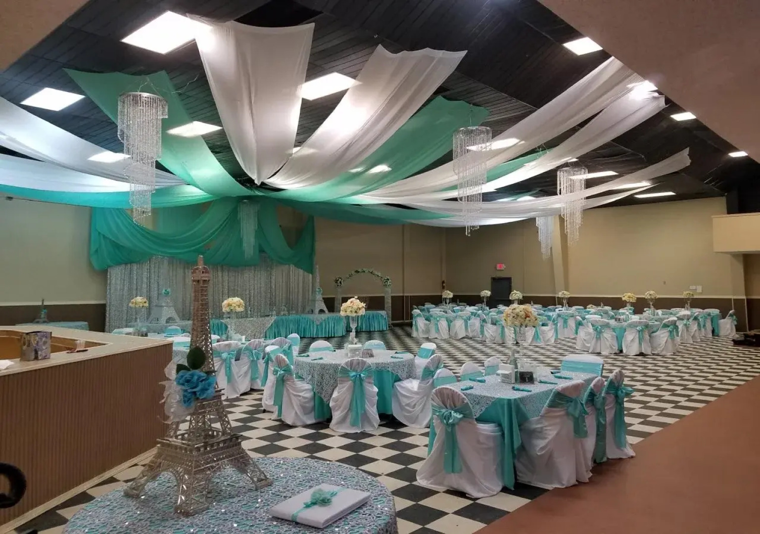 Nendels Inn & Suites