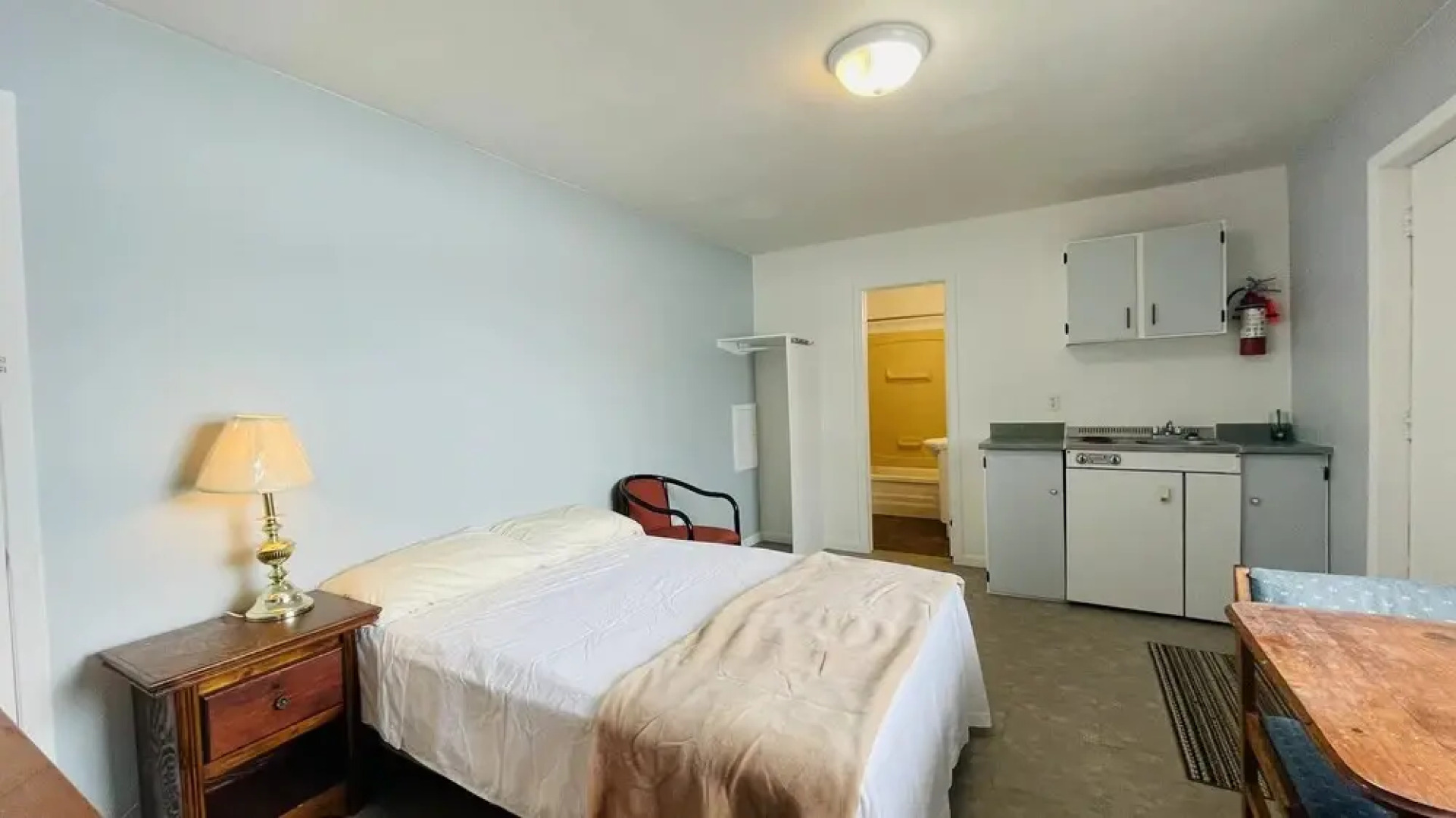 Summerside Motel & Cottages