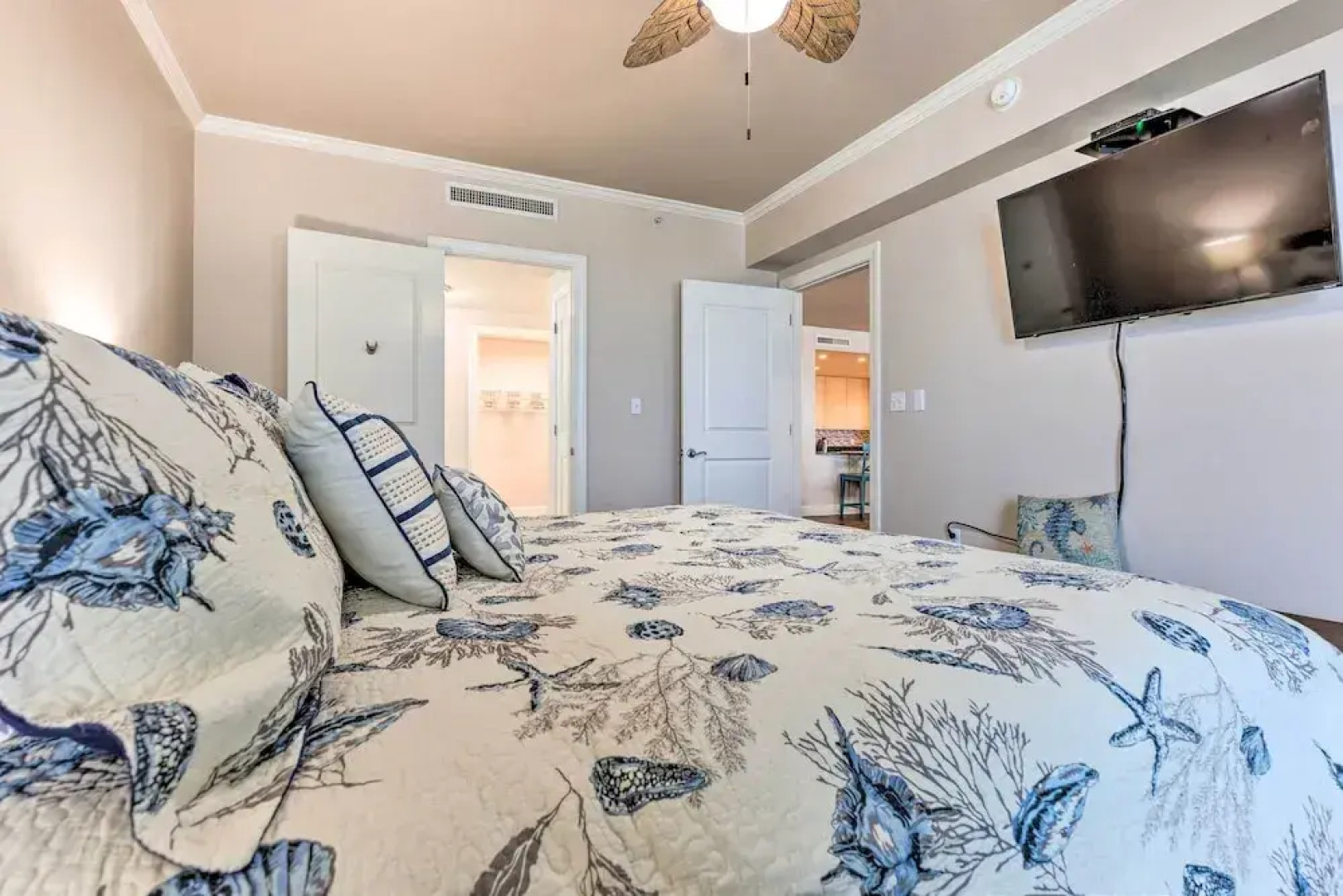 Spacious Biloxi Getaway w/ Pools & Beach Access!