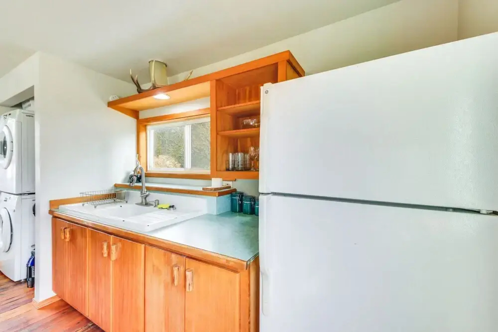 Clark Fork Vacation Home w/ Wood Stove Near Lake!
