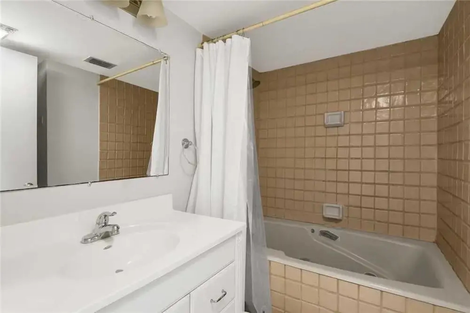 Surf Villa 626 - One Bedroom Condo