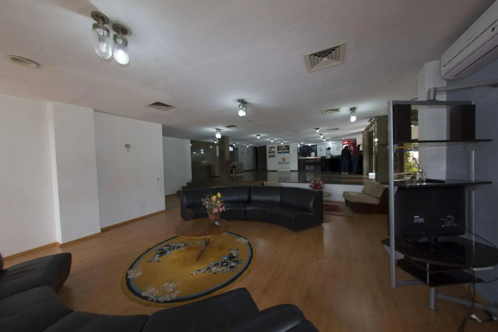 Harbor Querência Hotel