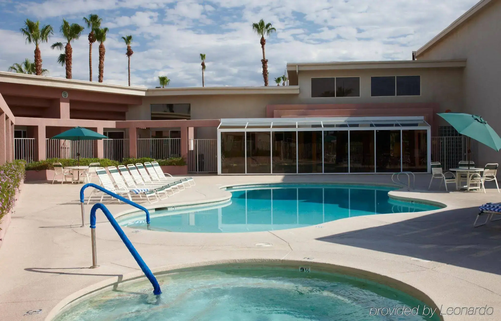WorldMark Palm Springs - Plaza Resort and Spa