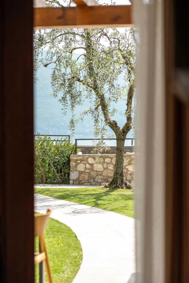 Residence Dany Appartamenti Con Cucina Vista Lago Piscina E Parcheggio