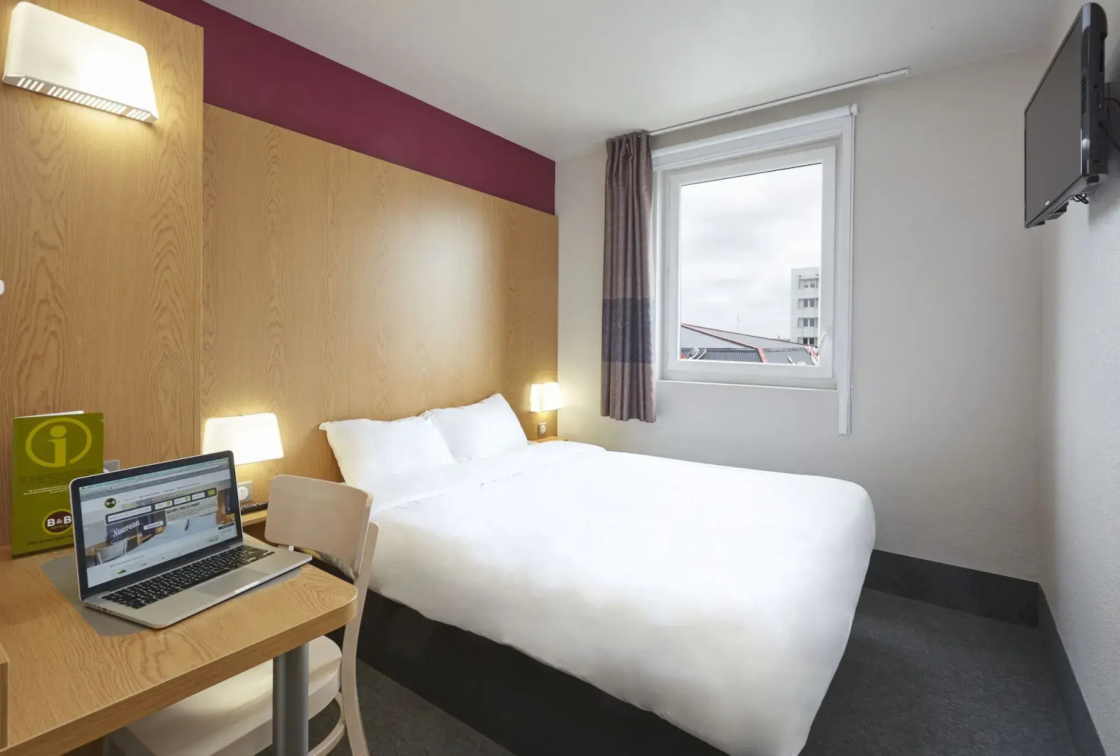 B&B HOTEL Lens Musée du Louvre