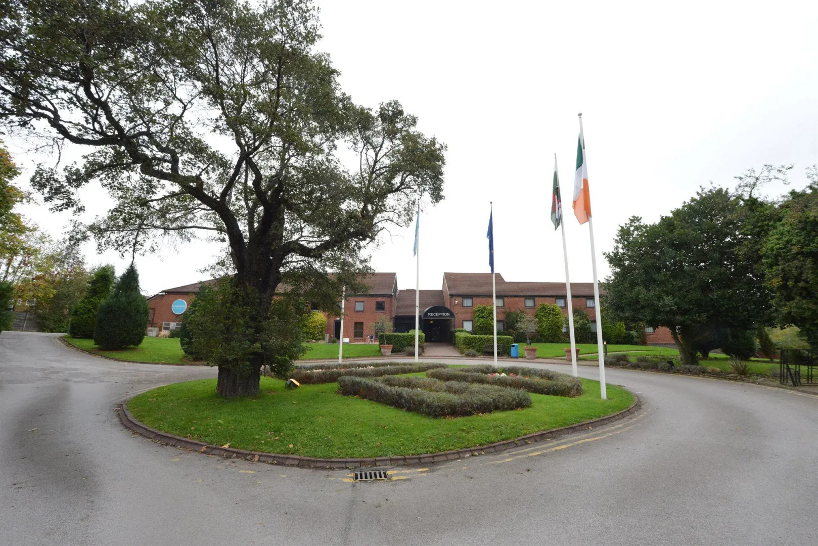 Waterside Hotel & Leisure Club