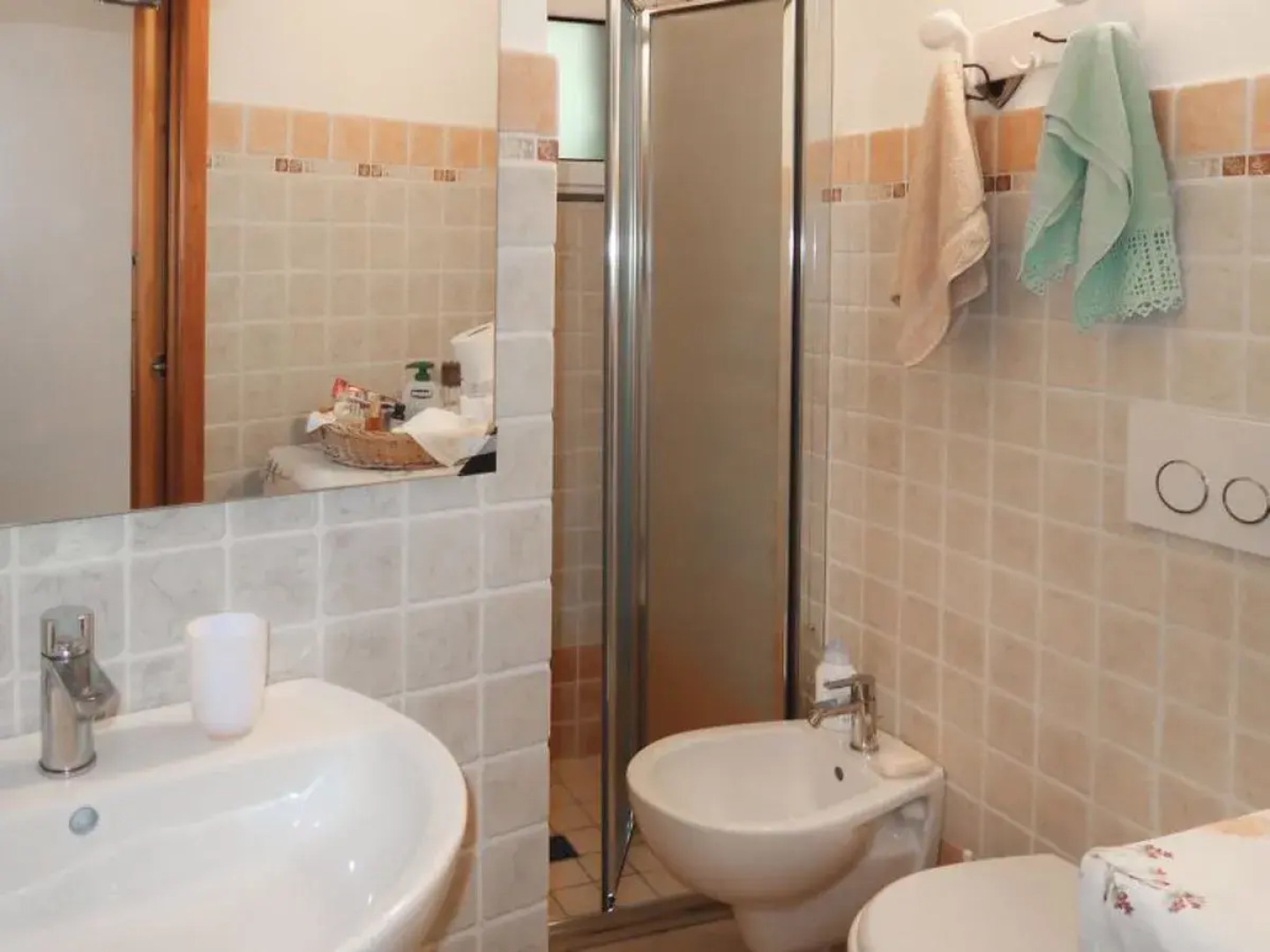 House Reanna Apricale