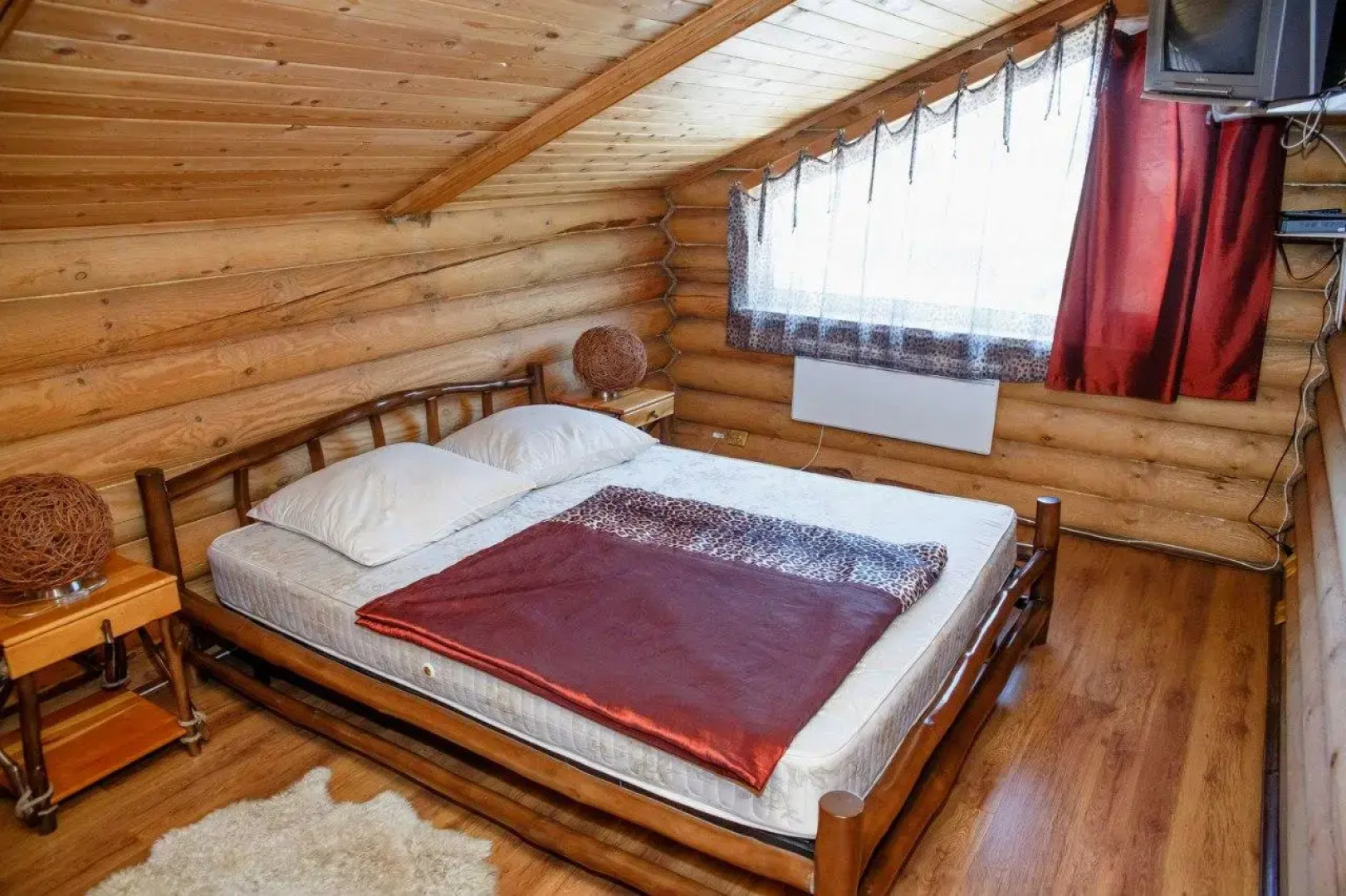 Княжий двор