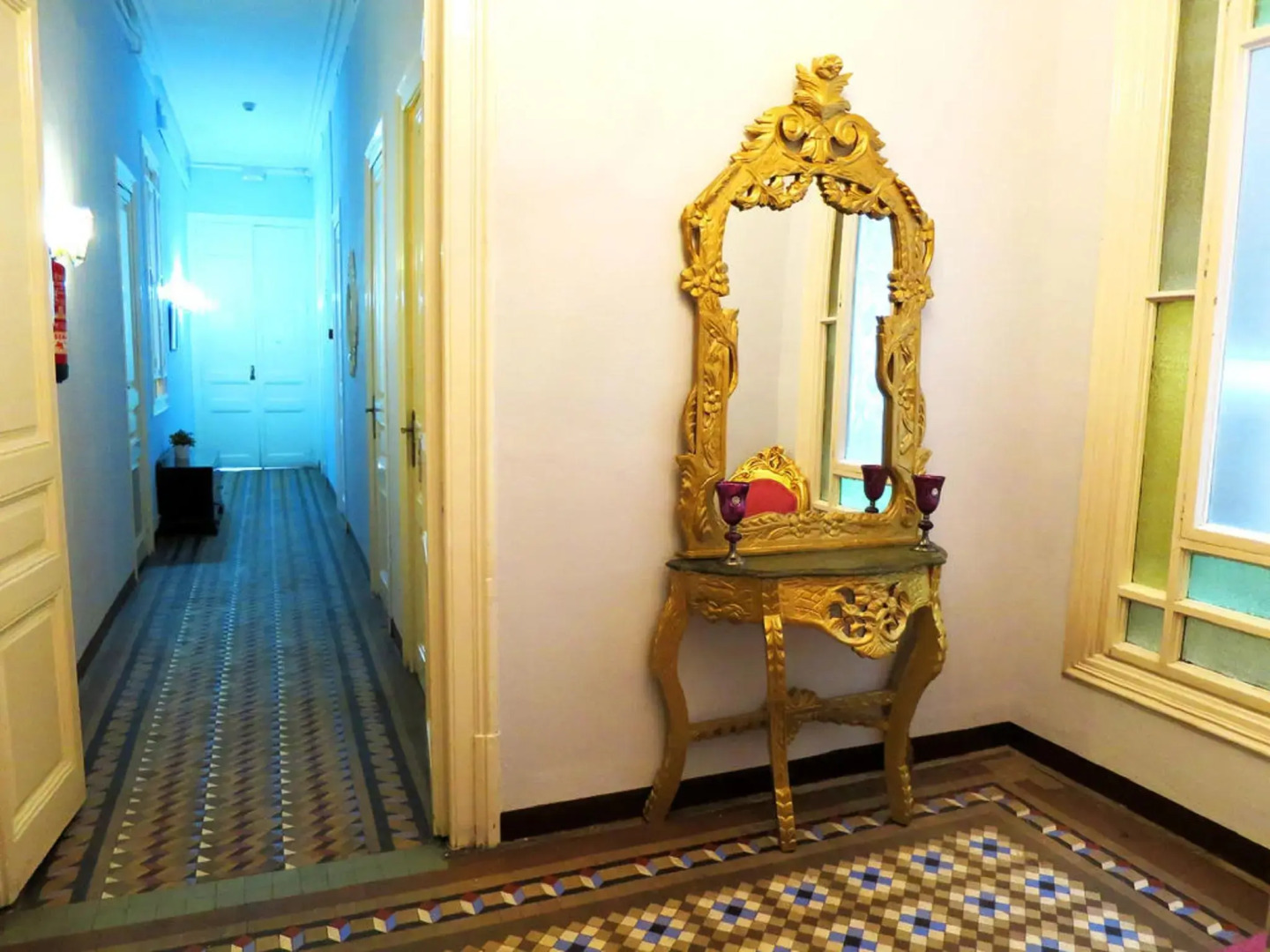 Hostal Balmes Centro