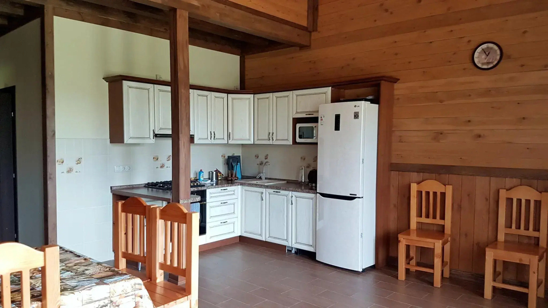 Коттедж Б3 на базе отдыха Новинки Парк