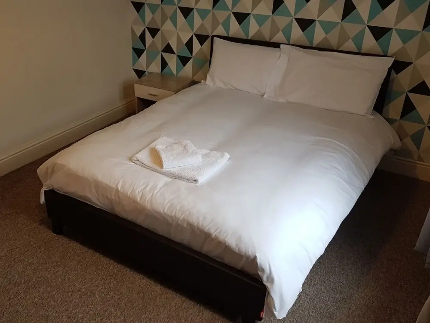 Reginald Budget Rooms