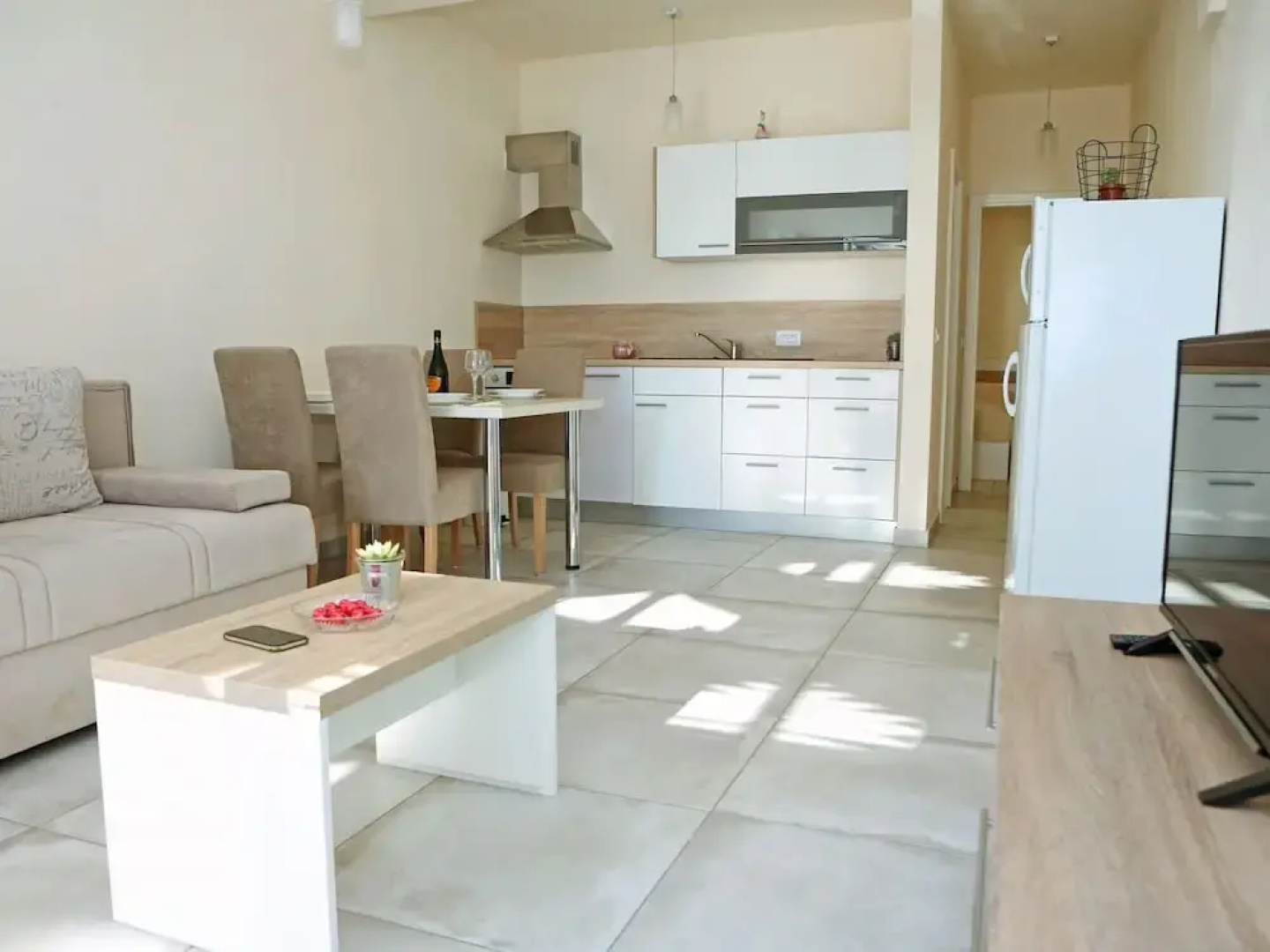 Modern Ground Floor Apartment With Private Terrace Near the Sea