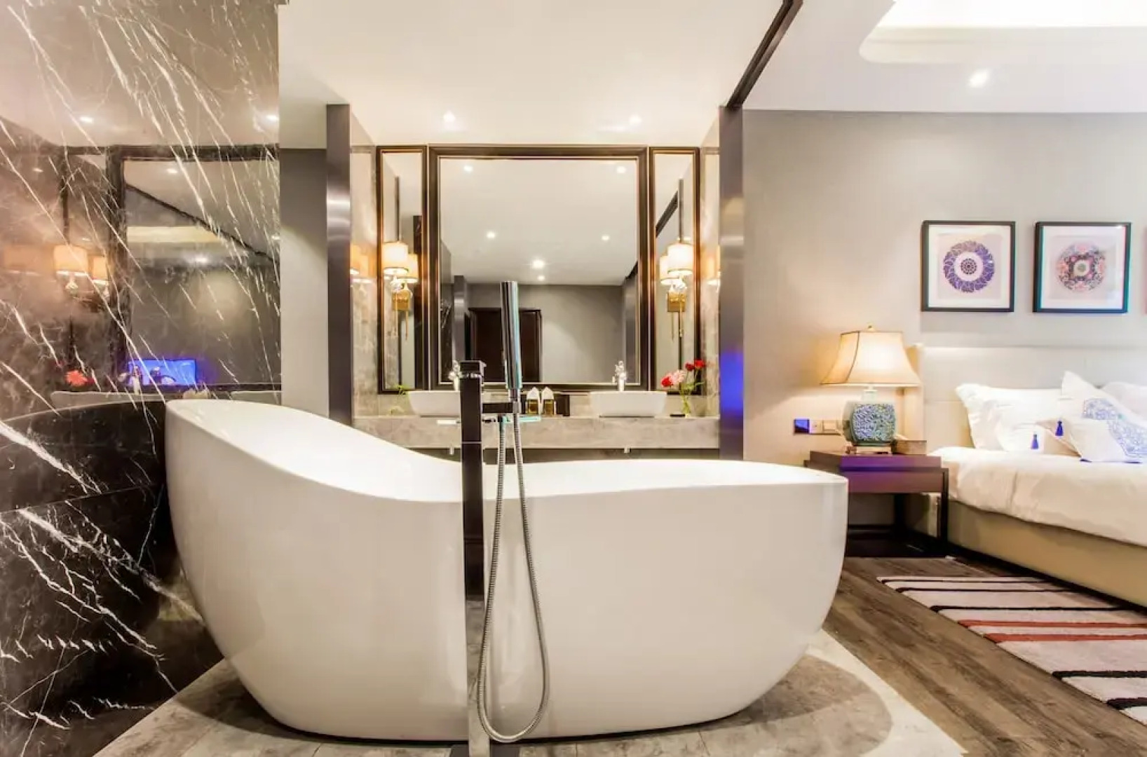 Courtyard Hotel - Yulong River Branch