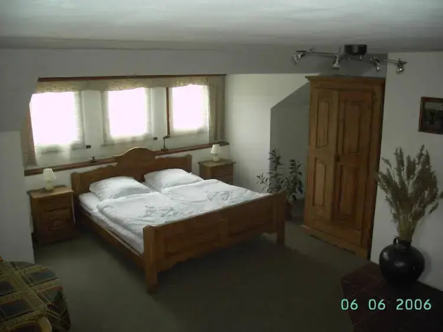 Vintazh Otel Surikova