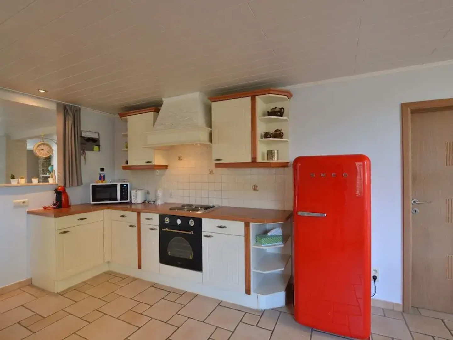 Spacious Holiday Home in Gingelom with Garden