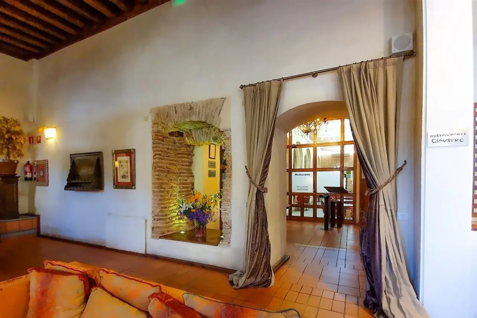 Hotel San Antonio El Real