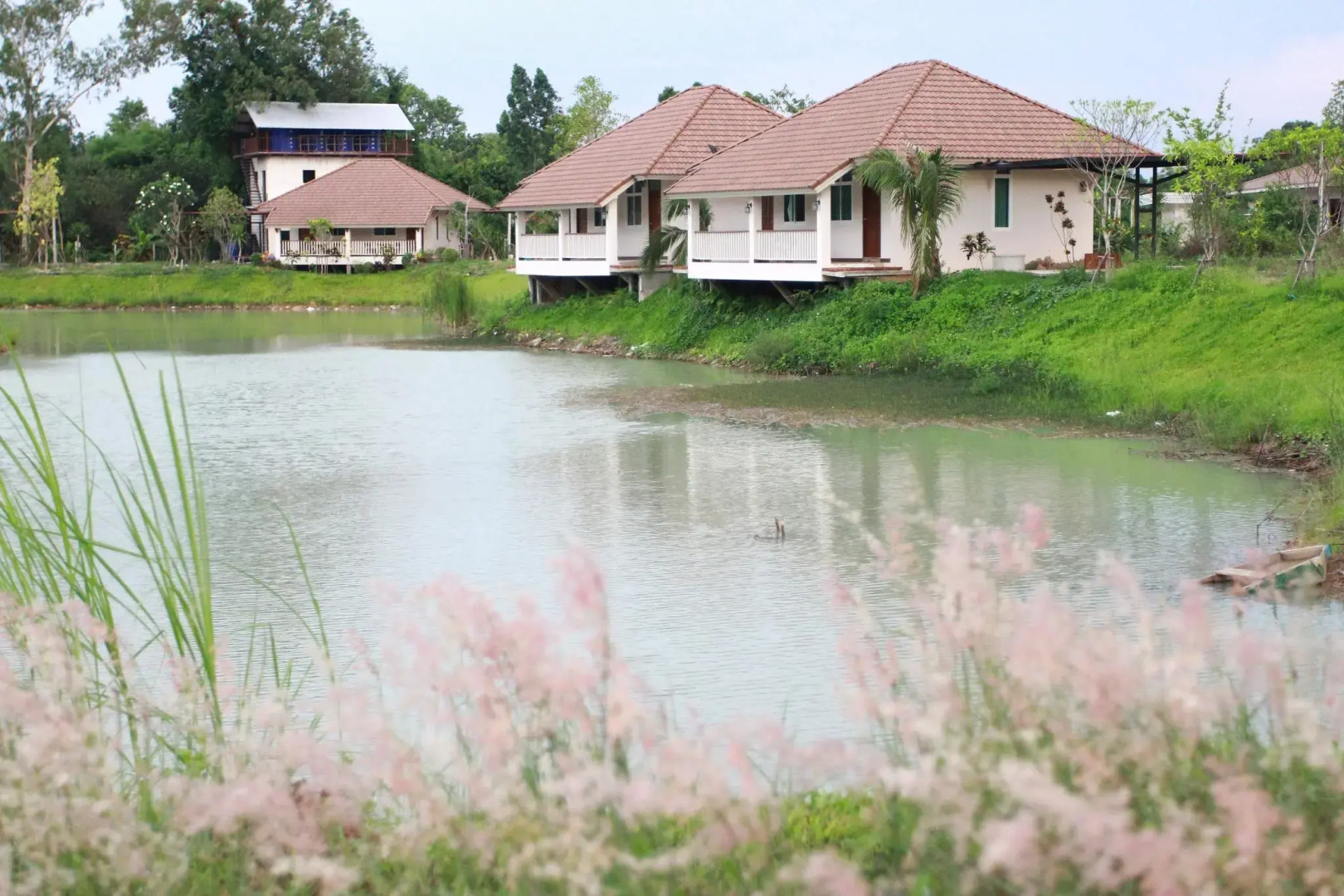 Pirom Lake And Resort