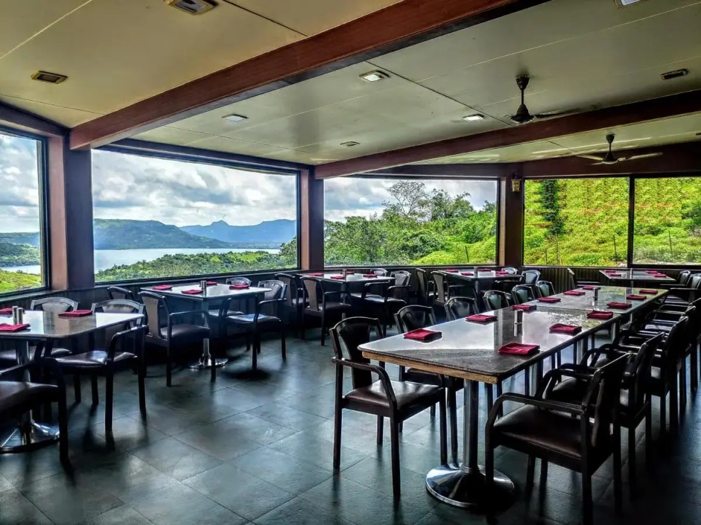 Upper Deck Resort - Stay and Relax at the Highest Peak Lonavala