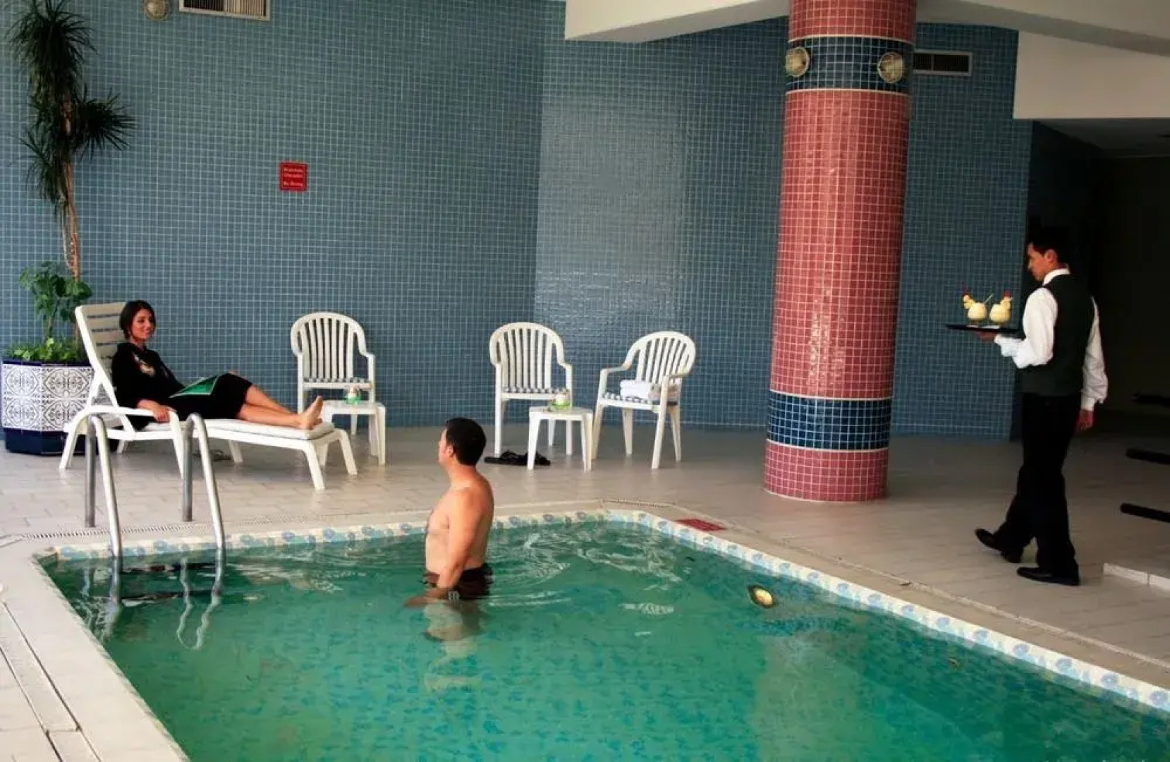 Real Plaza Hotel & Convention Center