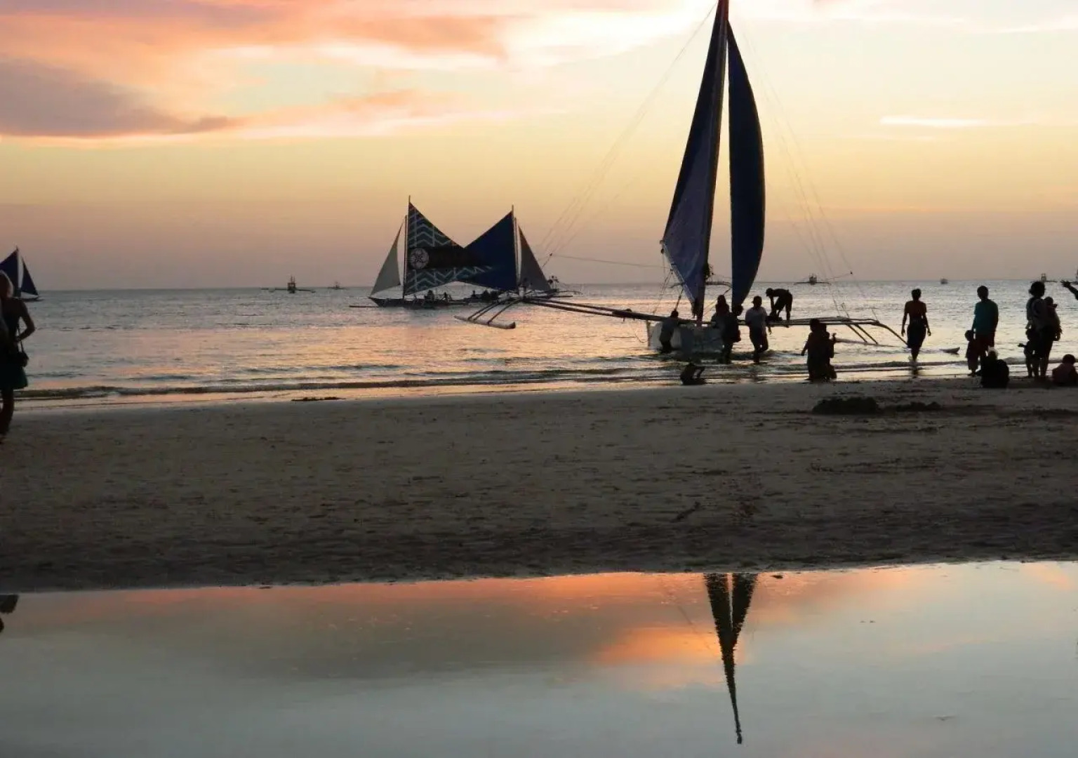 La Carmela De Boracay Resort Hotel