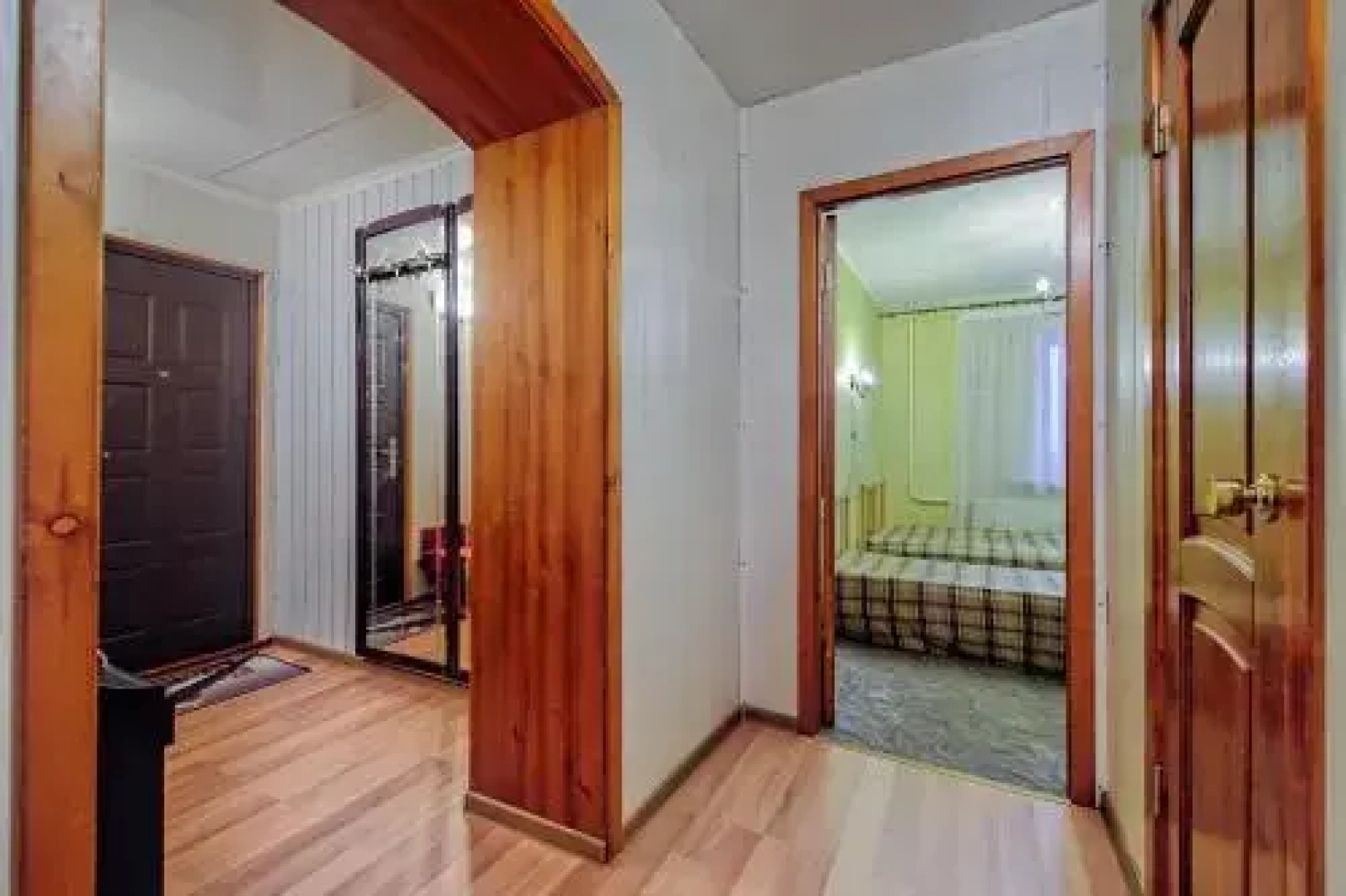 Апартаменты на Комендантском 25