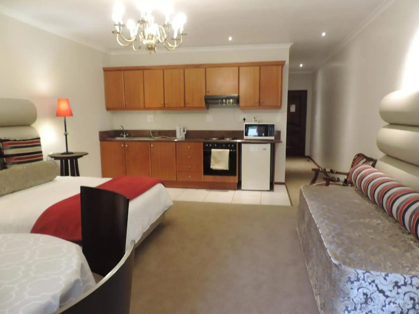 Milkwood Lodge - Hermanus