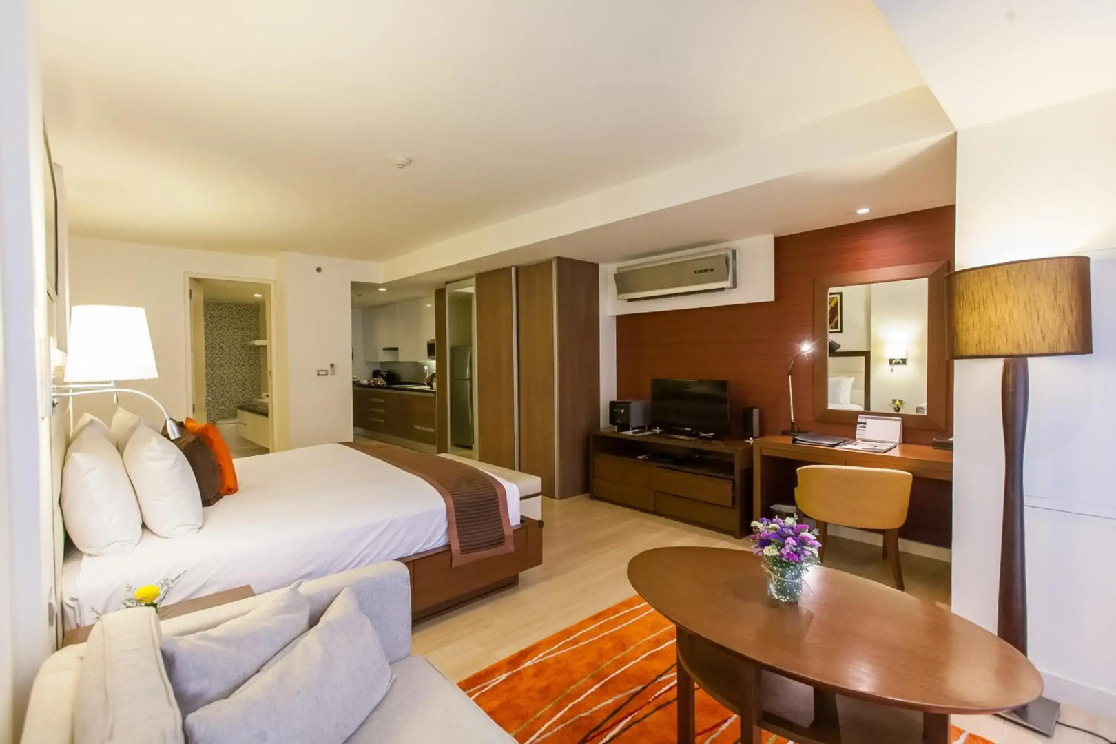 Silom Serene, a Boutique Hotel