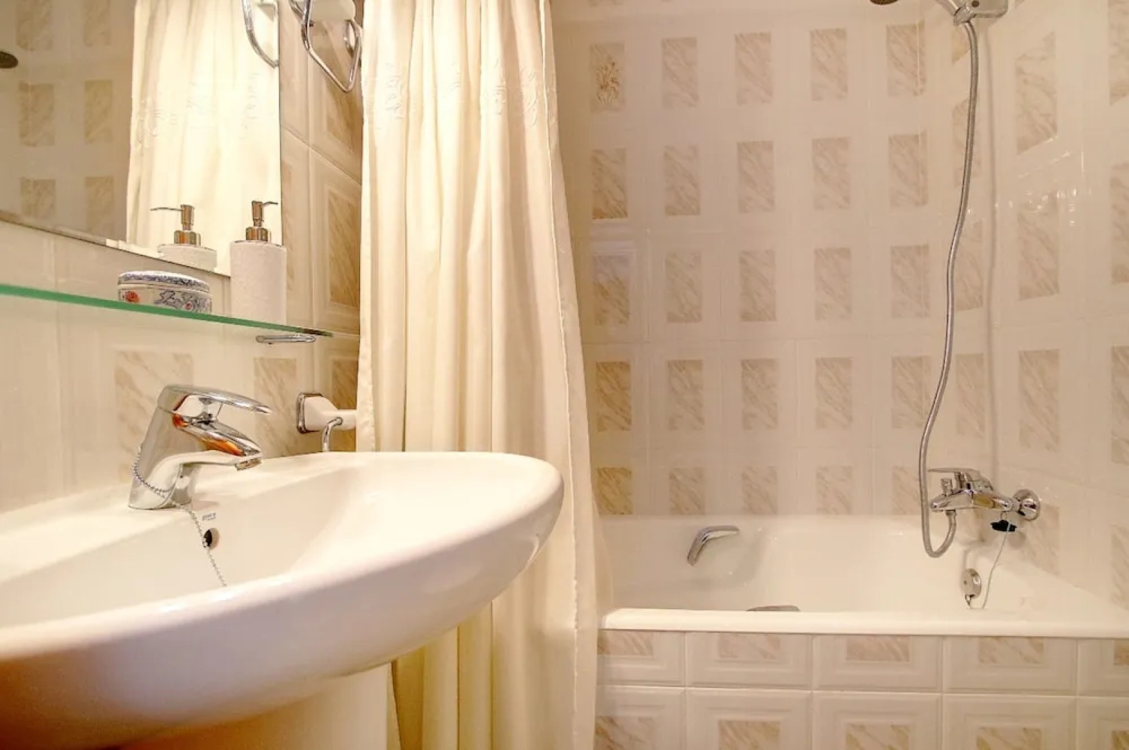 106132 - Villa in Sa Cabaneta