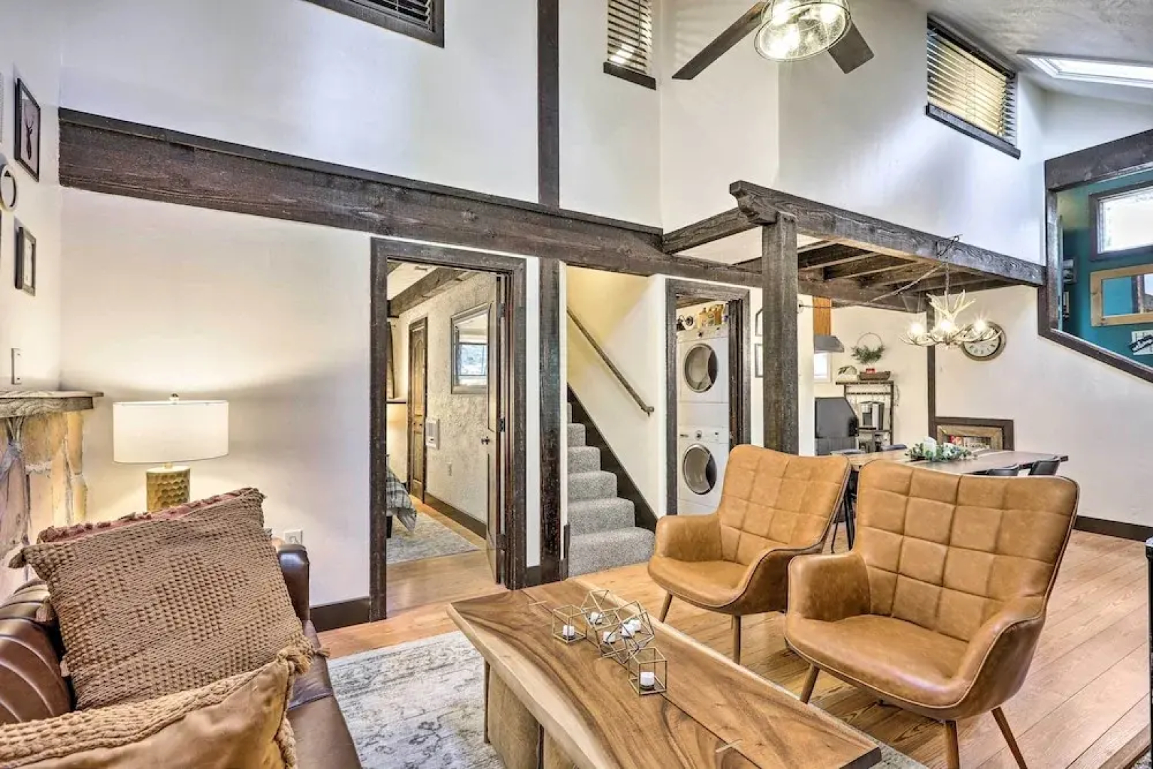Woodsy Flagstaff Hideaway w/ Deck + Sunroom!