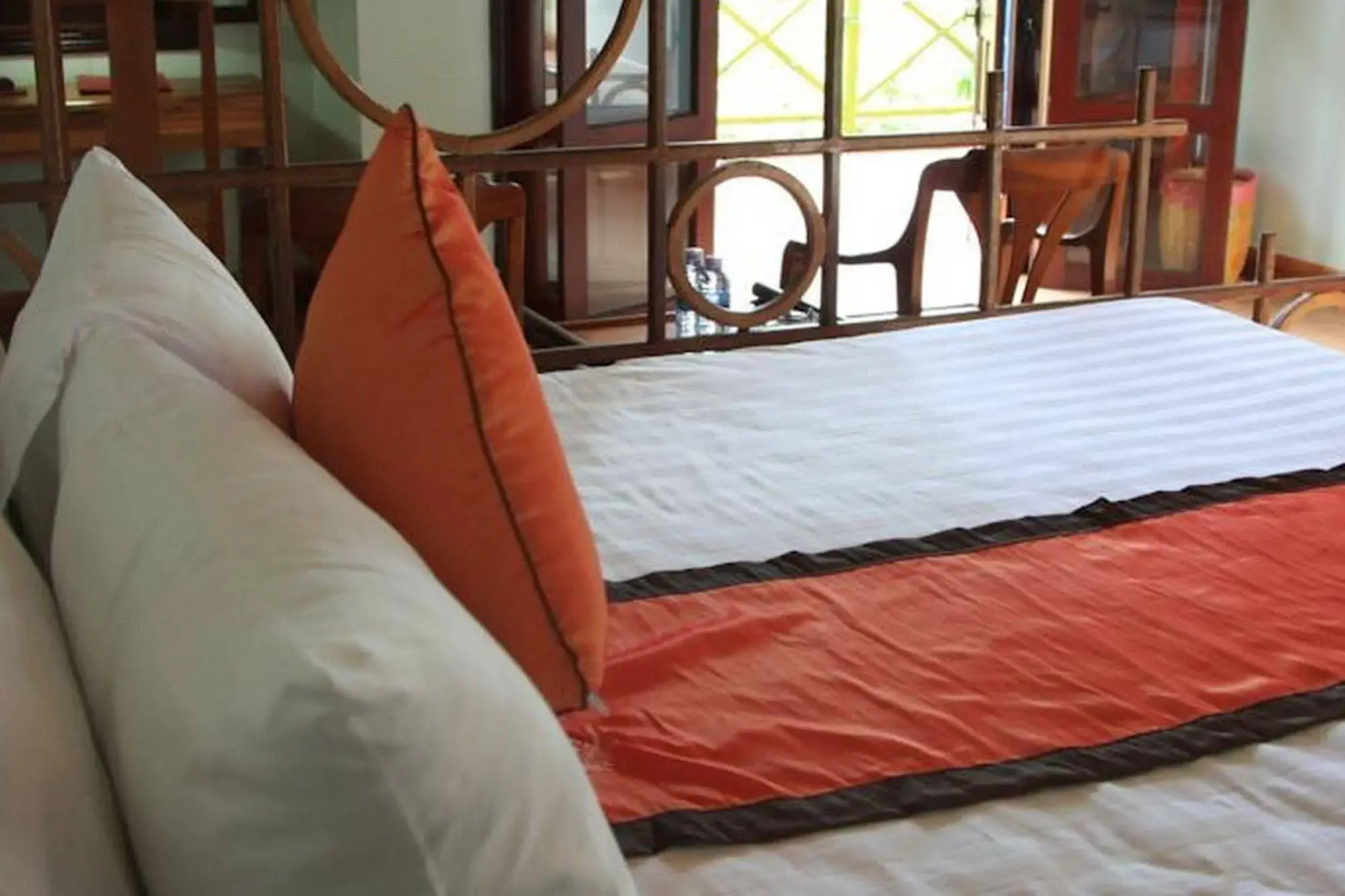 Pho Hoi Riverside Resort