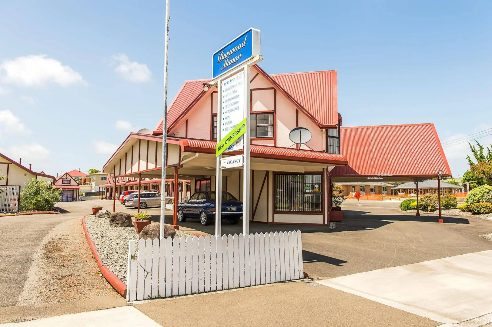 Burwood Manor Motel