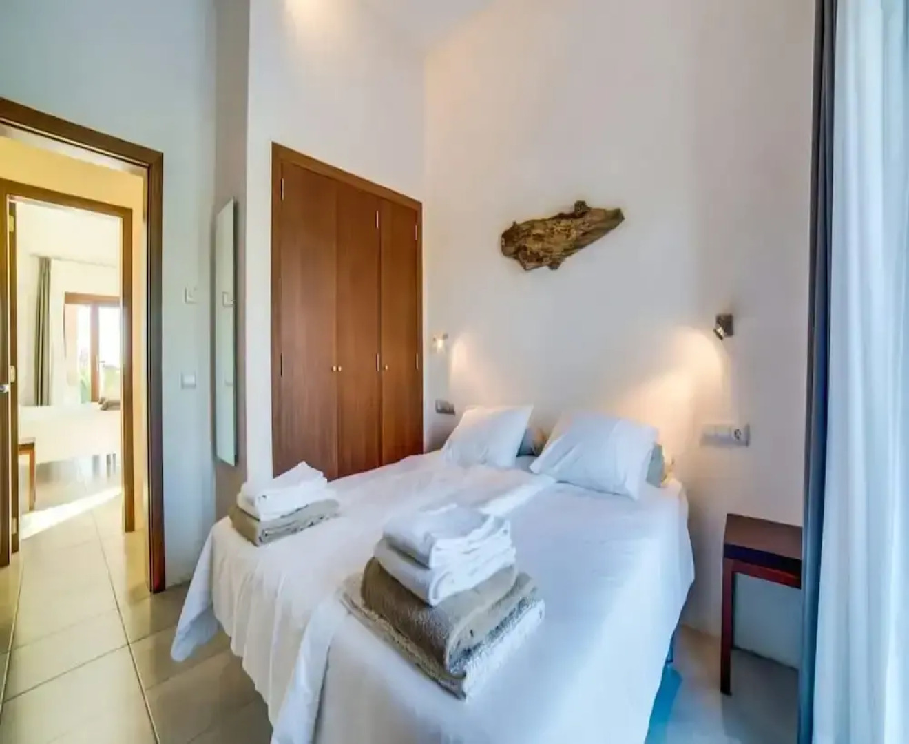 Spacious Villa With Infinity Pool