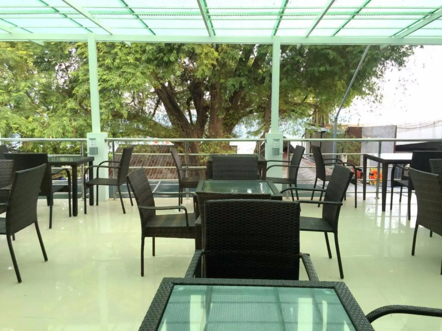 Sea Breeze Resort