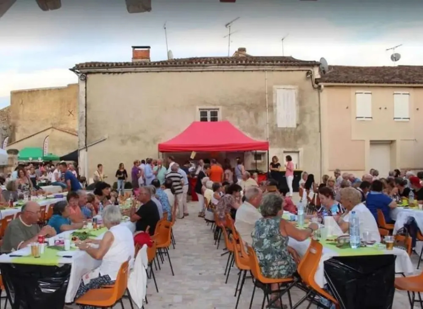 Villa With 2 Bedrooms in Vélines, With Private Pool and Furnished Gard