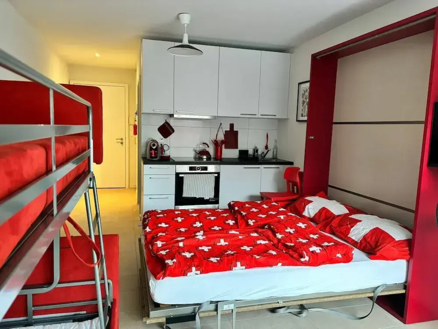 Grape Place With Washing Machine