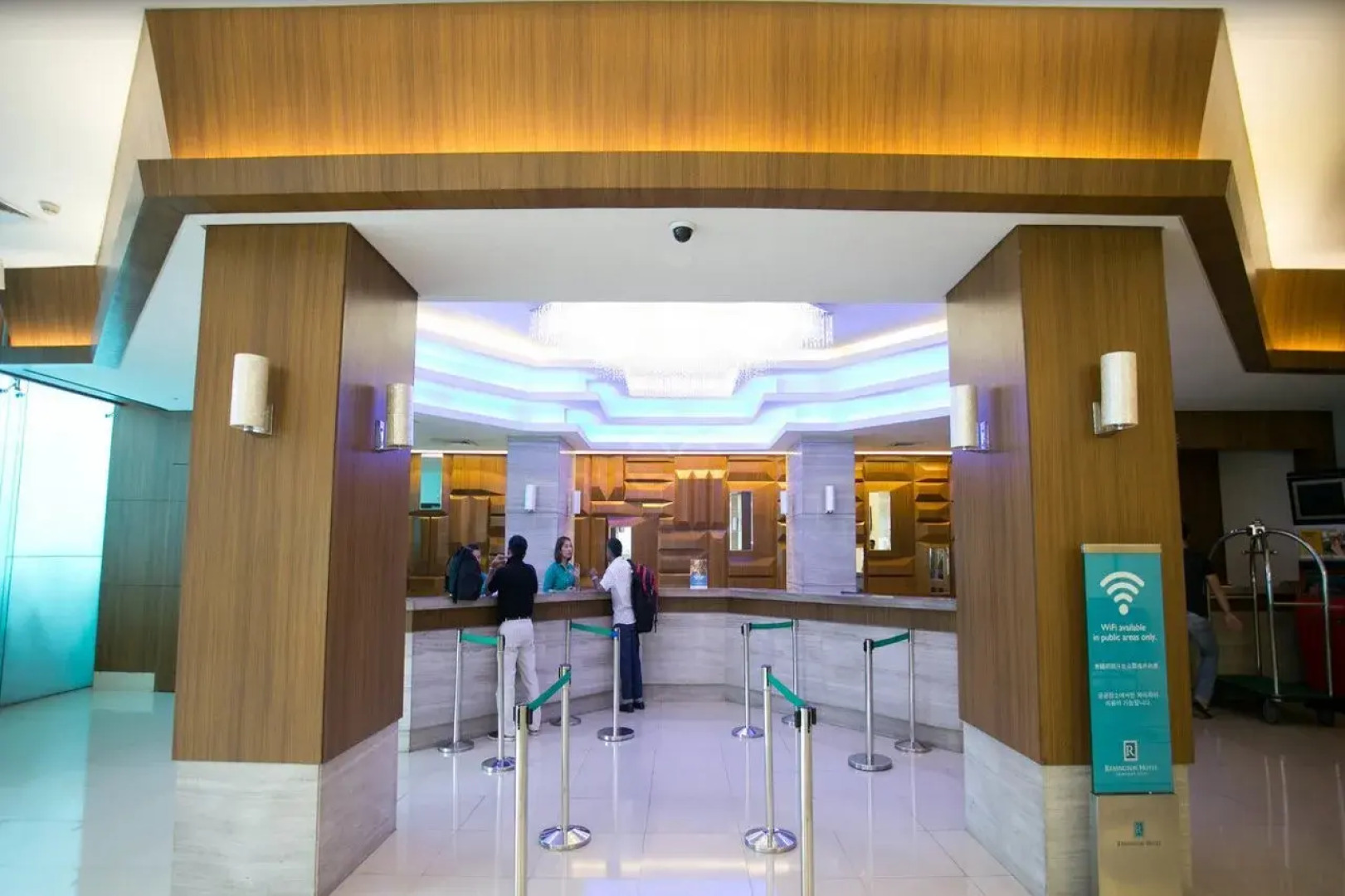 Holiday Inn Express Manila Newport City