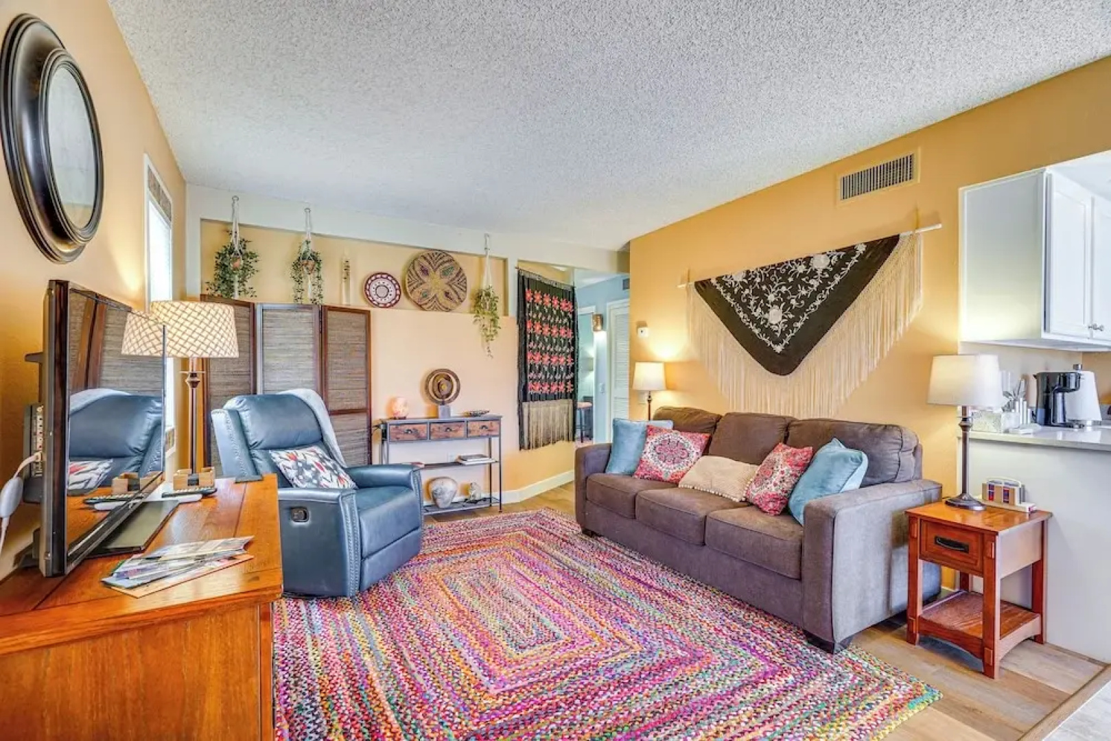 Charming Green Valley Townhome w/ Community Pool!
