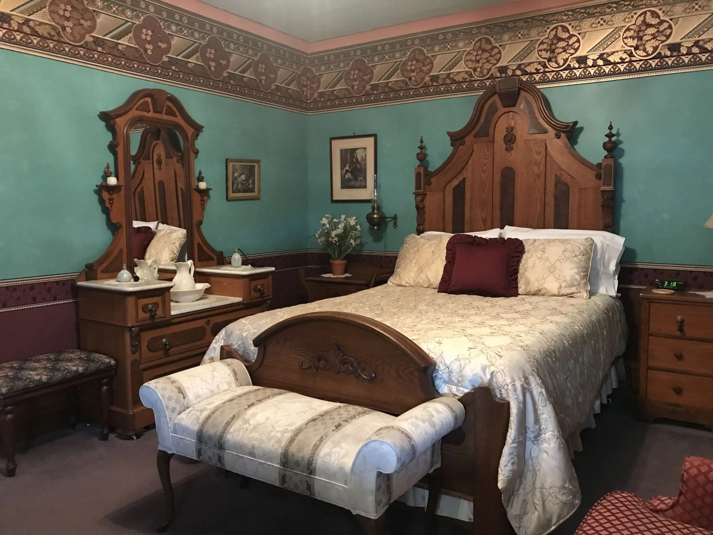Grand Victorian B&B Inn