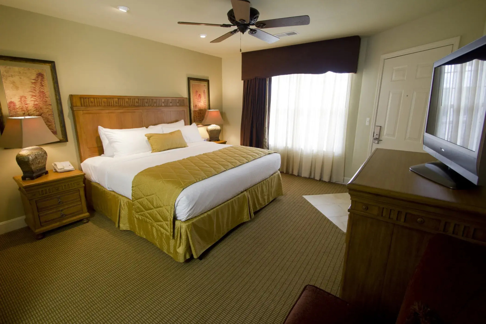 The Suites at Fall Creek