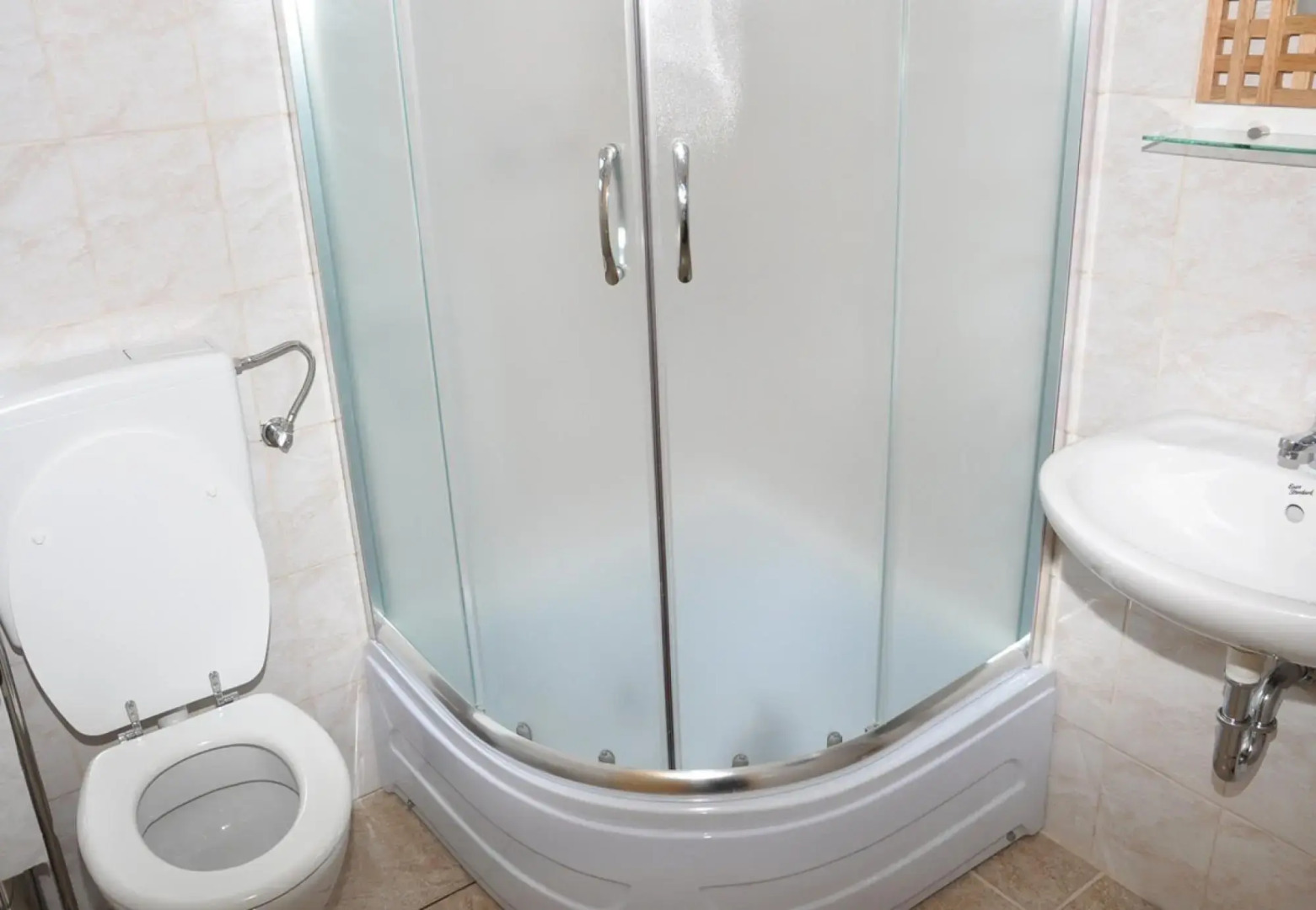 Oasis - A2(4+1) in Veli Rat