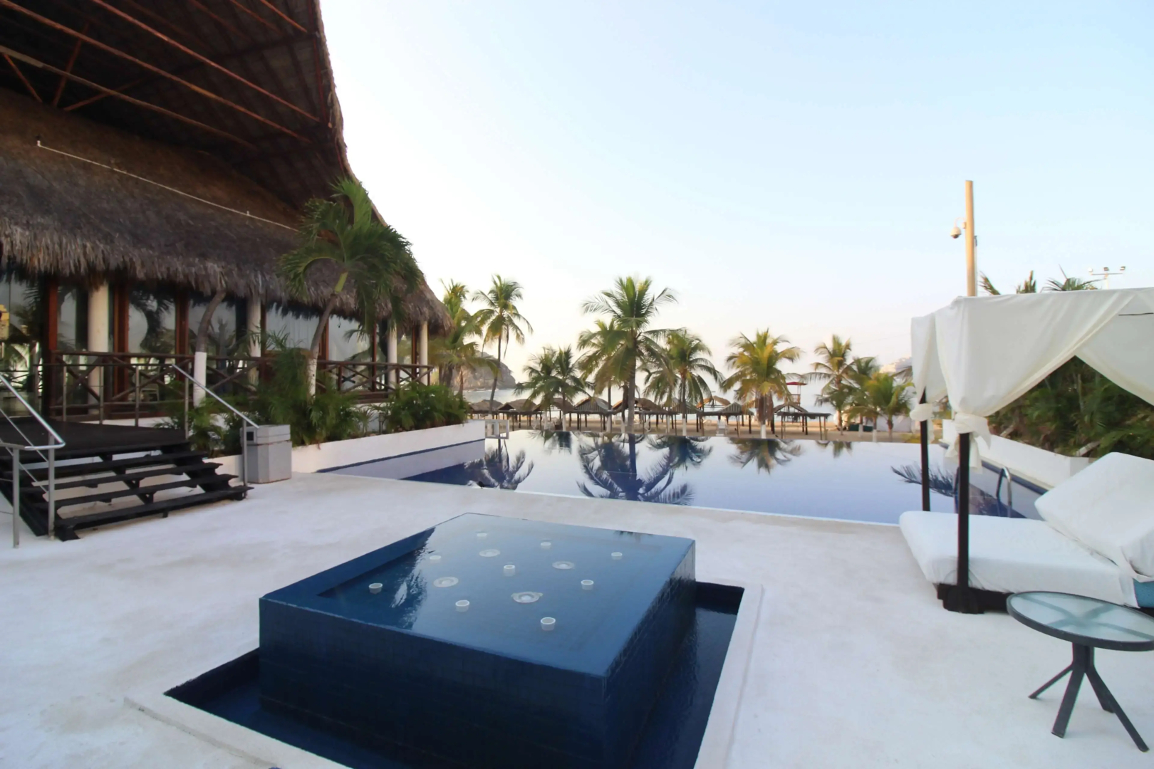 Hotel Emporio Acapulco