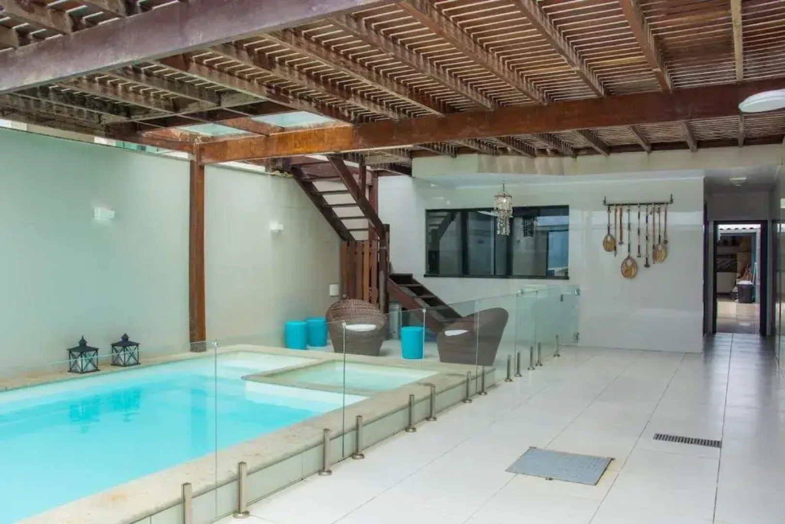 Casa do Beiral Azul: •5 Qts •Pé na areia •Piscina