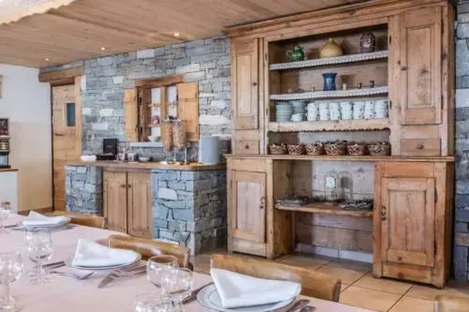 hotel lebeauregard morzine