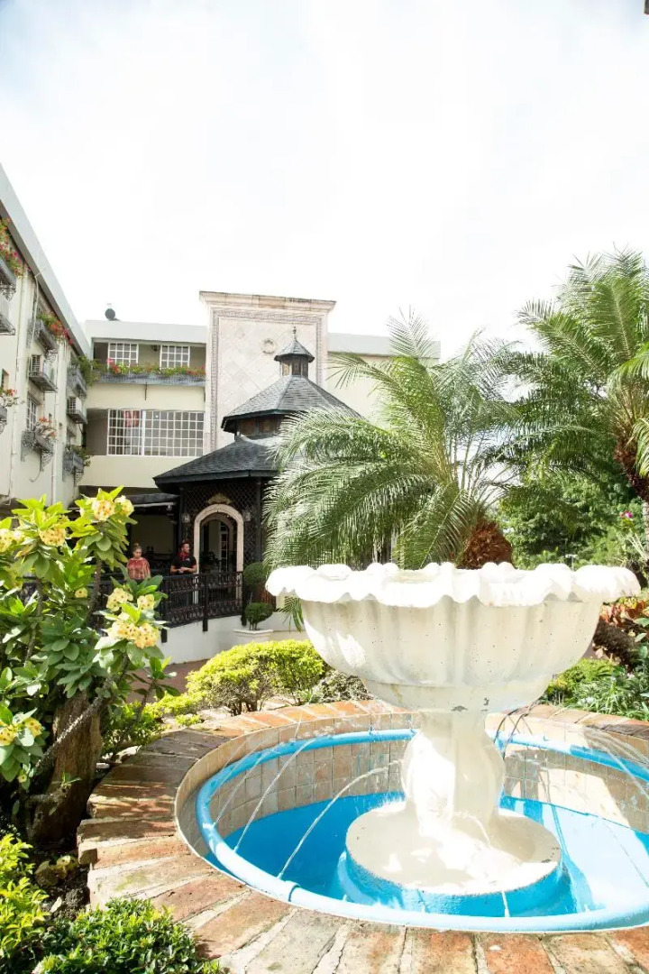 Platino Hotel & Casino