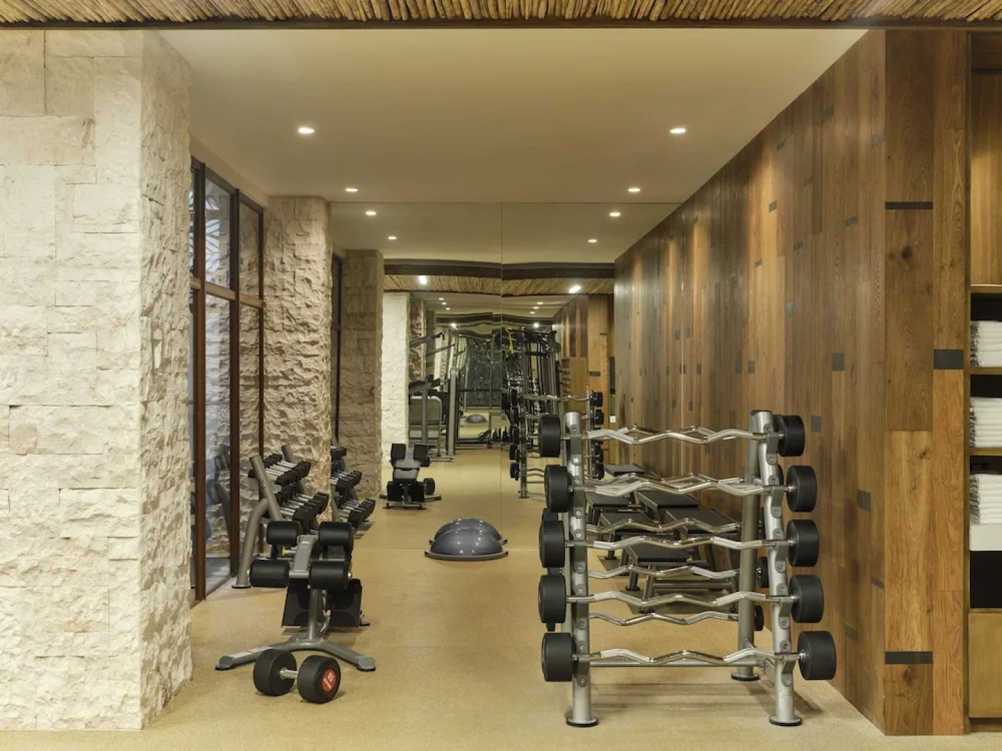 Kimpton Grand Roatan Resort And Spa by IHG