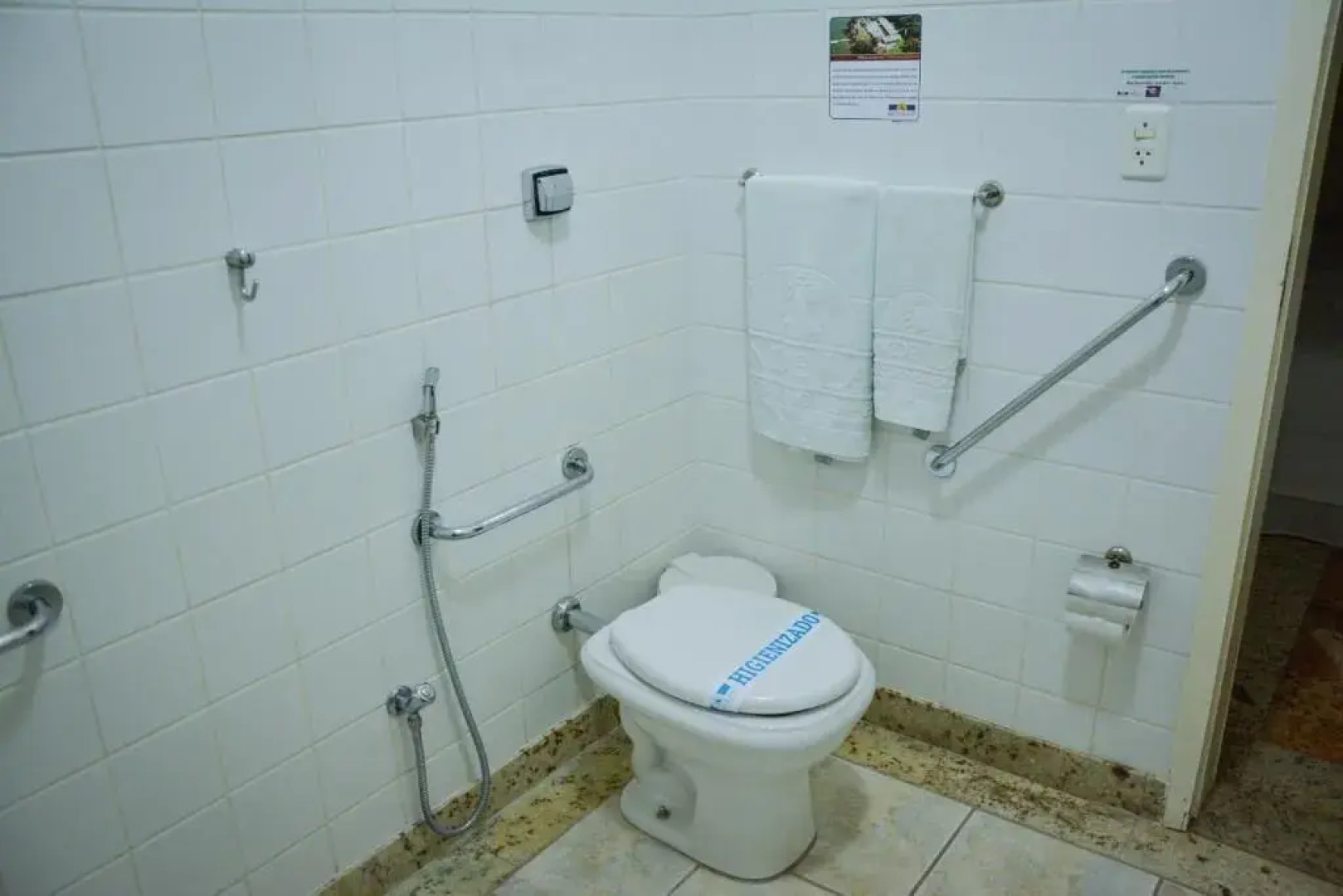 Grande Lago Hotel Gastronomia Bar