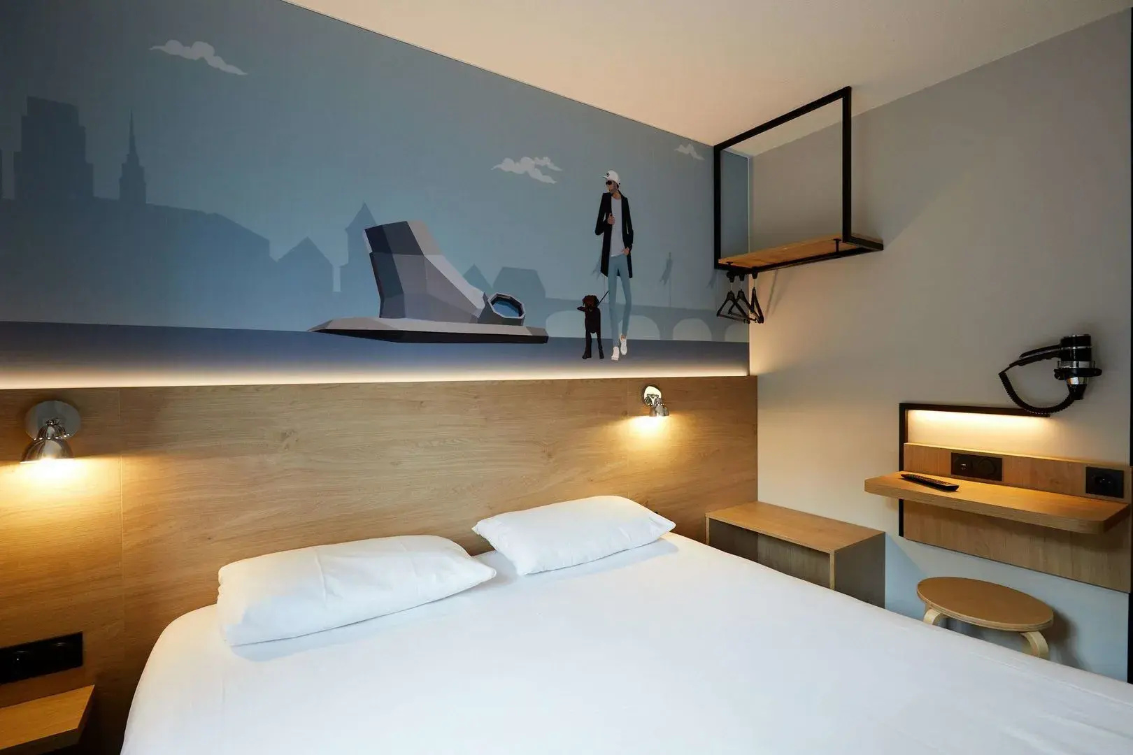 Kyriad Direct Orleans Ouest