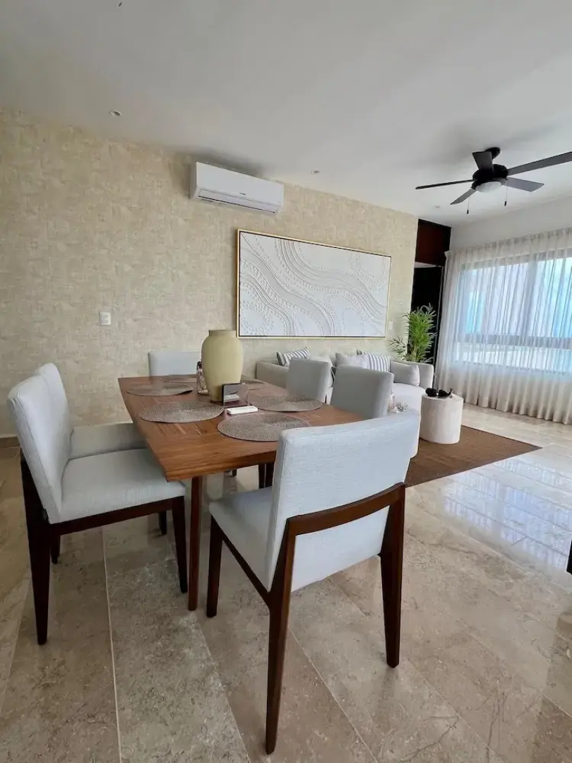 Penthouse Navela 405 Beachfront